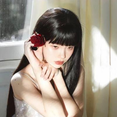 盛开的女人